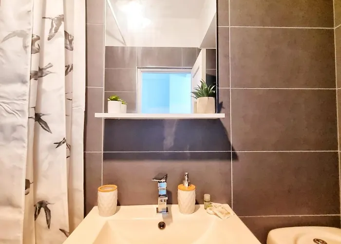 Mandala Studiouri 公寓 *