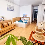 Apartman Mandala Studiouri *