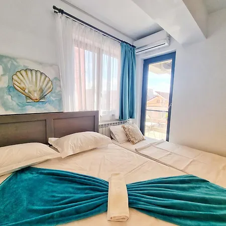 Апартаменты Mandala Studiouri Si By Cochilia Эфорие Норд